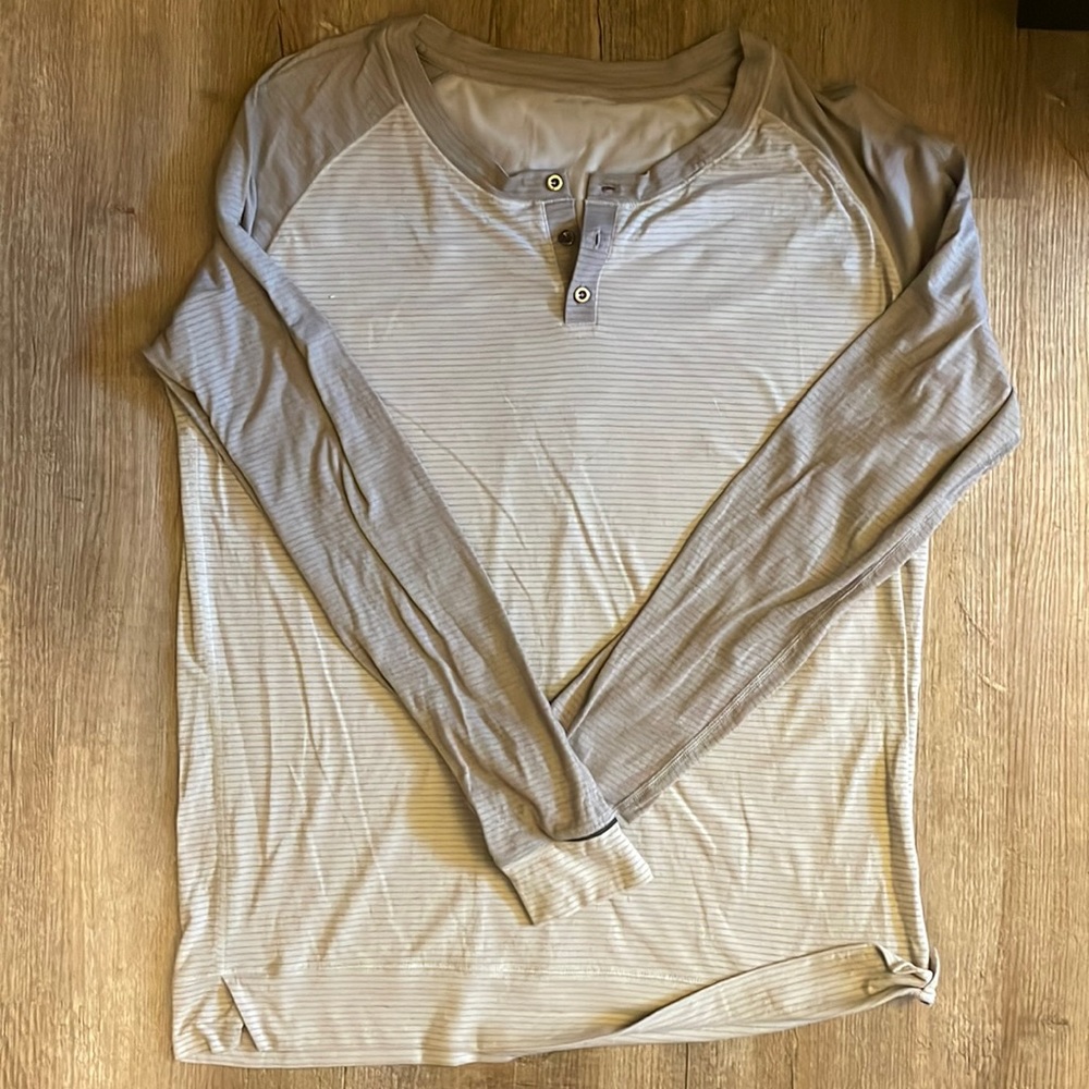 Size 8 lululemon Henley with Silverescent